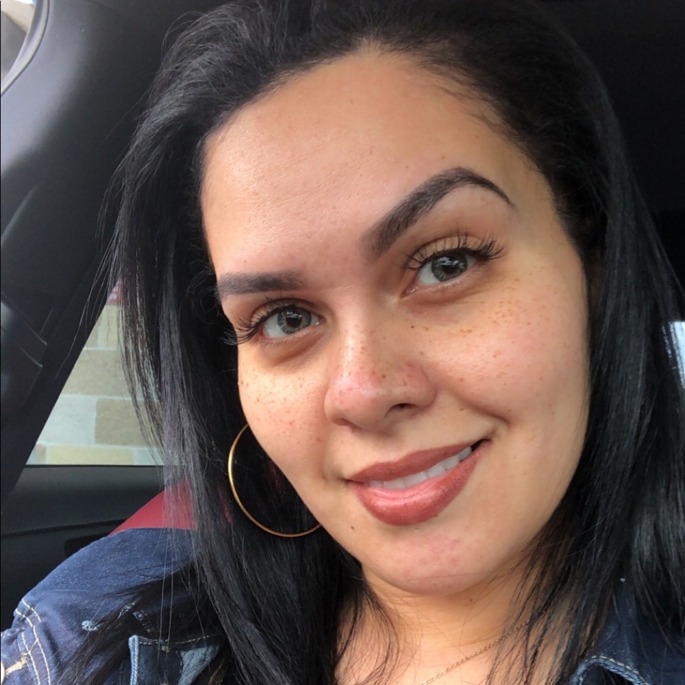 Meet your Posher, Jennifer